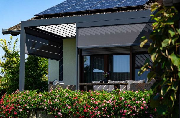 Pergola za teraso je nepogrešljiv dodatek vsakega doma